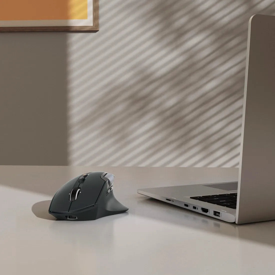 Hama WM-900 Multi-Device Ergonomic Wireless Bluetooth Mouse Rechargeable - متجر TT Tab للتقنيات الحديثة