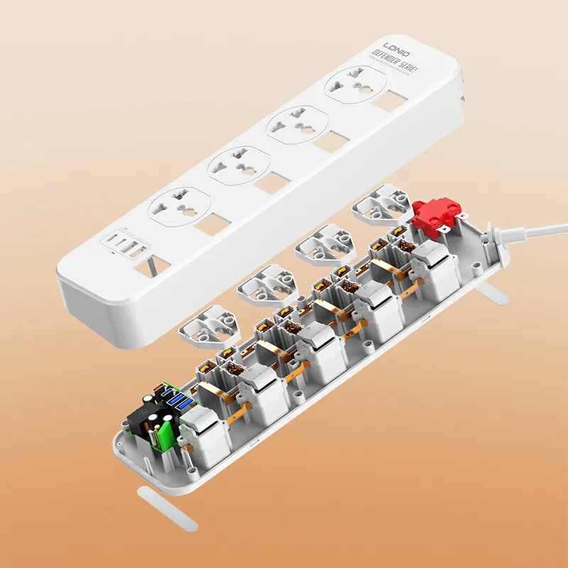LDNIO SC4408C Power Strip with 4 Universal AC Outlets and USB-C & USB-A Charging and Individual Switches - متجر TT Tab للتقنيات الحديثة