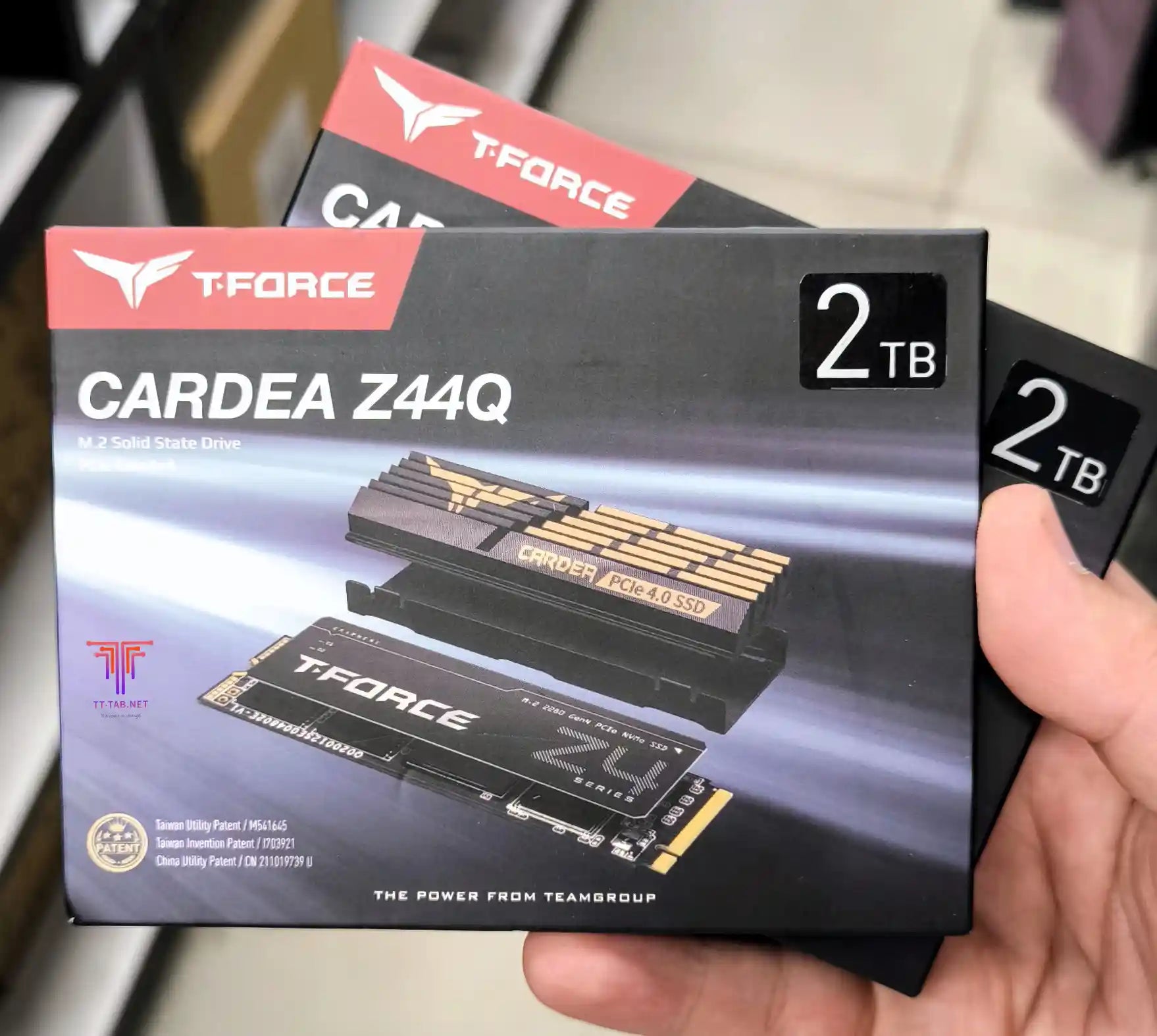 TEAMGROUP T-Force CARDEA Zero Z44Q with Heatsink + Graphene - للتقنيات الحديثة TT TAB متجر