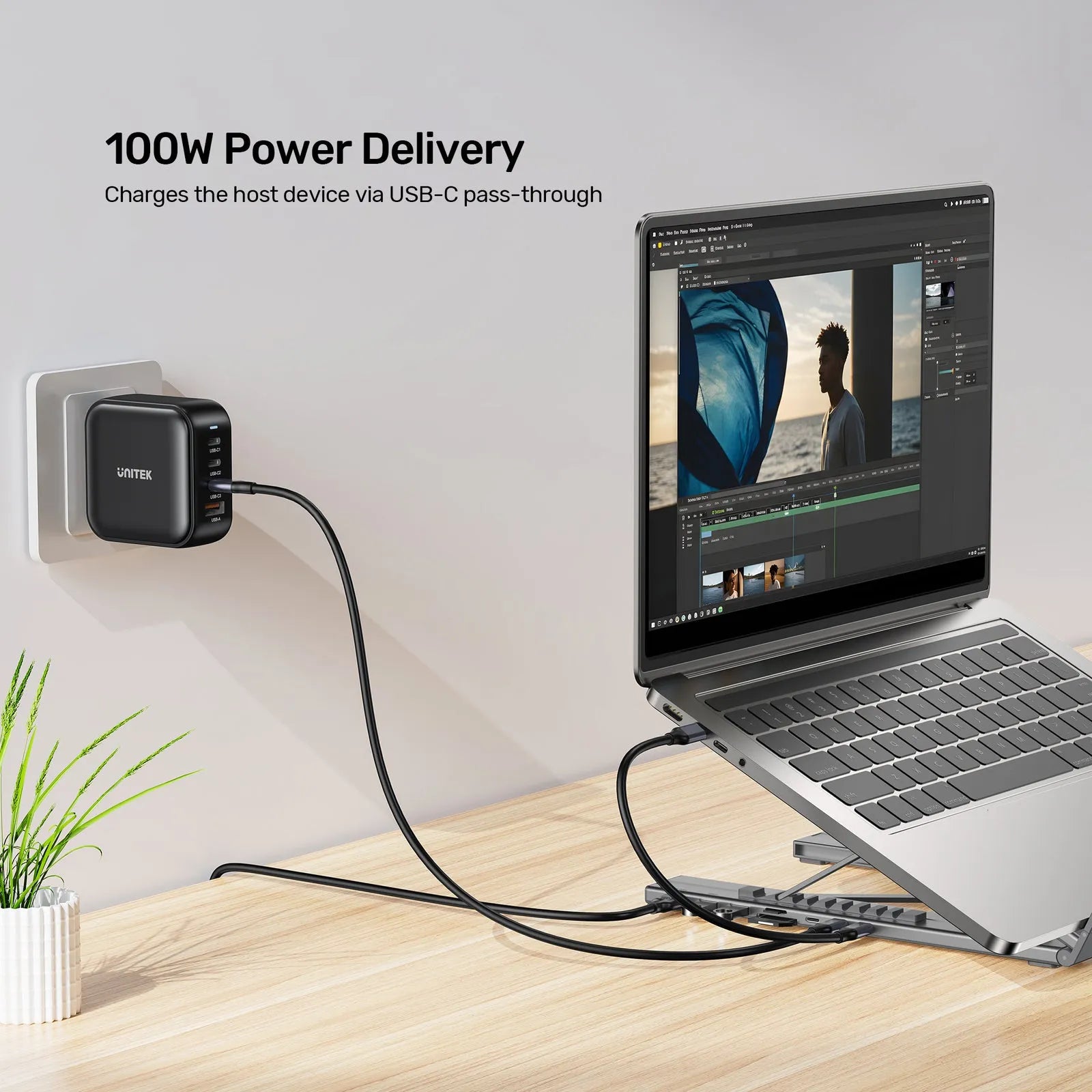 Unitek D1137AGY01 USB-C Foldable Laptop Stand with Docking Station - متجر TT Tab للتقنيات الحديثة