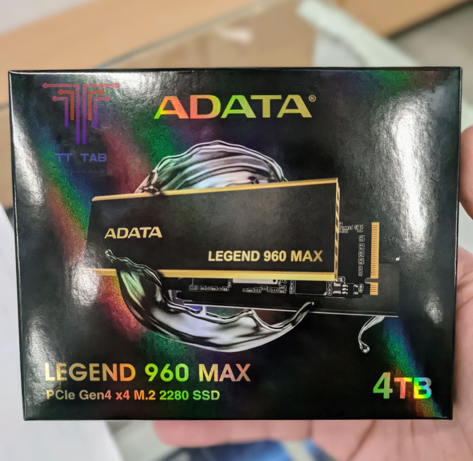 ADATA LEGEND 960 MAX SSD NVMe Gen4 with Heatsink