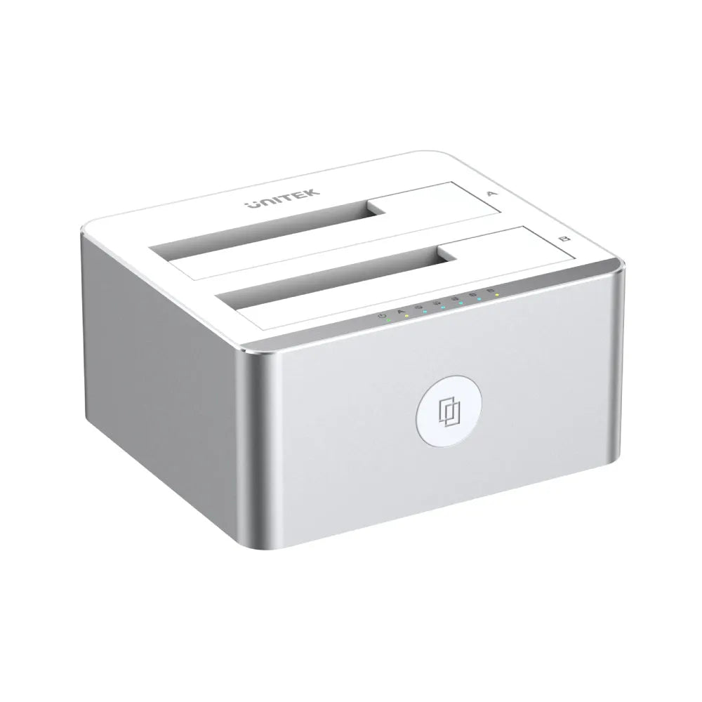 A Unitek Dual-Bay SATA 2.5/ 3.5 offline Clone